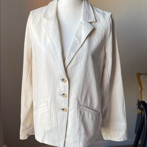 Unsubscribed Cream Blazer . NEW with Tags . Size 10.